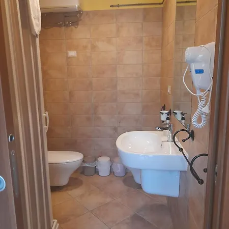 De Lerma By Keyhole Selection