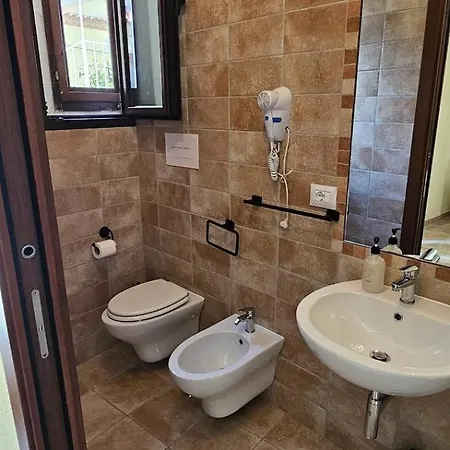 De Lerma By Keyhole Selection *