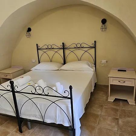 De Lerma By Keyhole Selection Castelmezzano